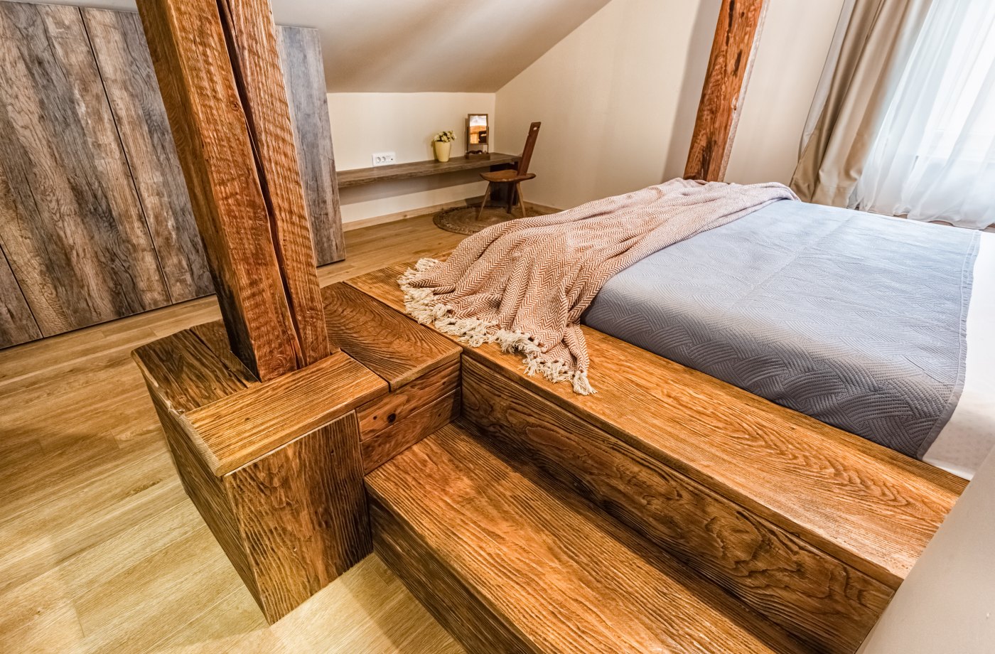 Apartman u potkrovlju s 3 spavaće sobe