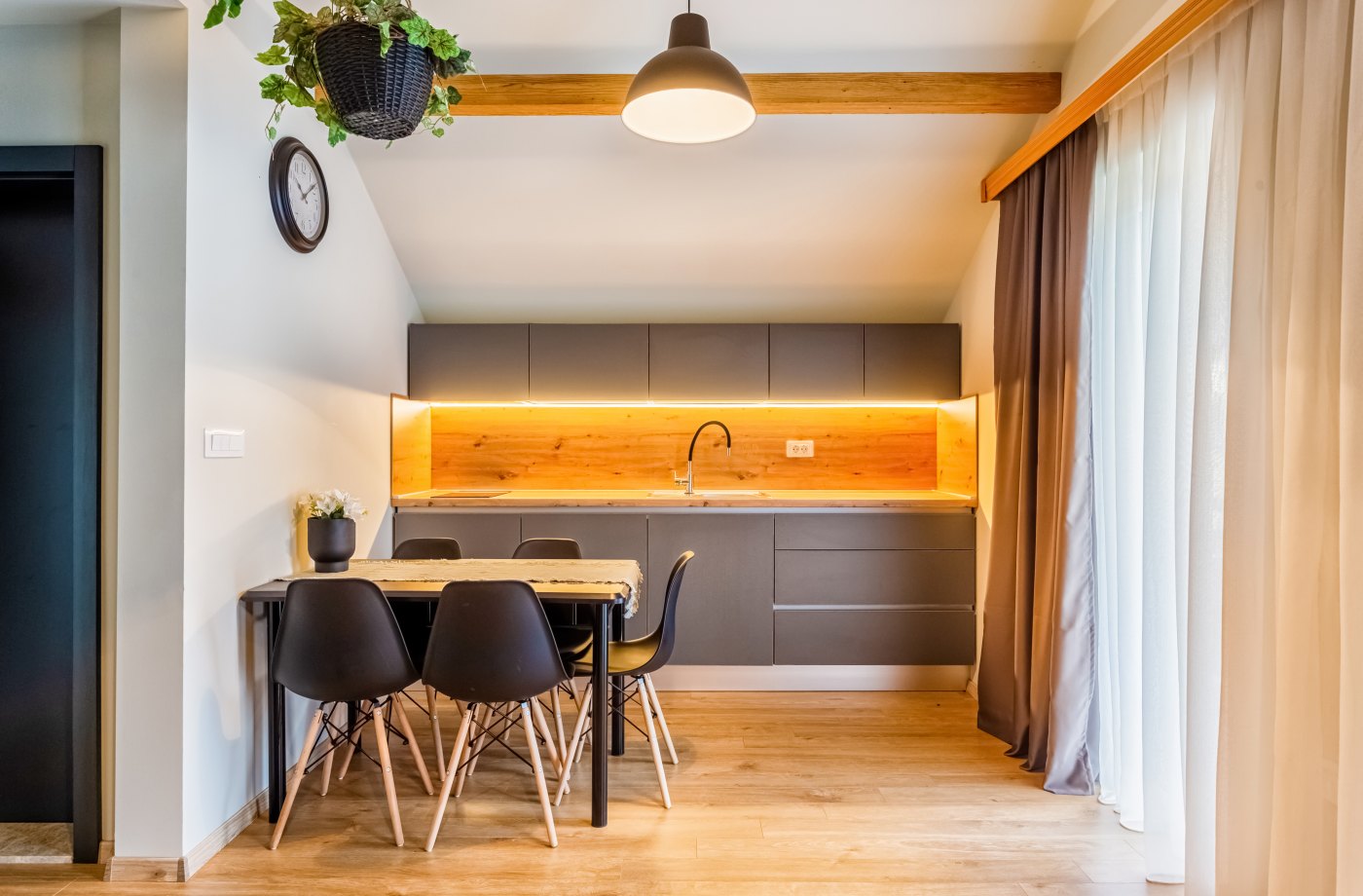 Apartman u potkrovlju s 2 spavaće sobe